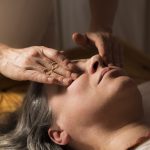 Massage ayurvédique du visage Mukabhyanga massage ayurvédique, massage du visage, soin du visage, ride, soin lifting,